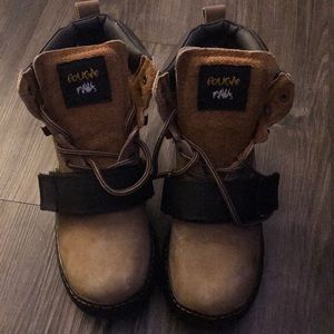 Cougar Paw Roofing Boots
